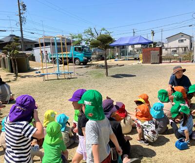 トラックが来た！